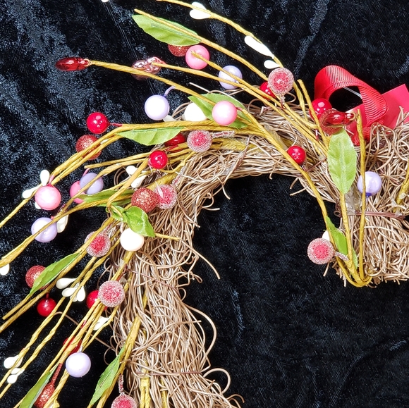 Heart Shaped Wreath NWT - Picture 4 of 6